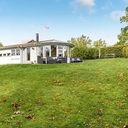 Soehnke - 100m To The Fjord By Interhome